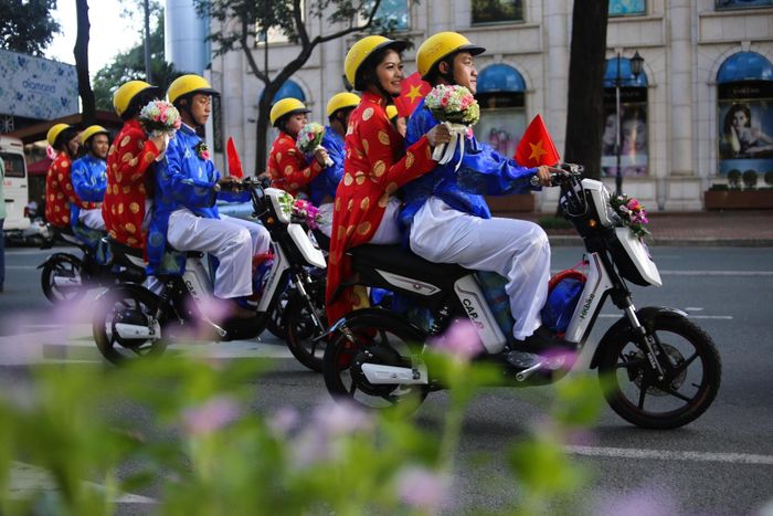  Sau lễ cưới, các đôi còn được trang bị kỹ năng làm cha mẹ, giáo dục con cái, giữ gìn hạnh phúc gia đình. Ảnh: Hoàng Việt.