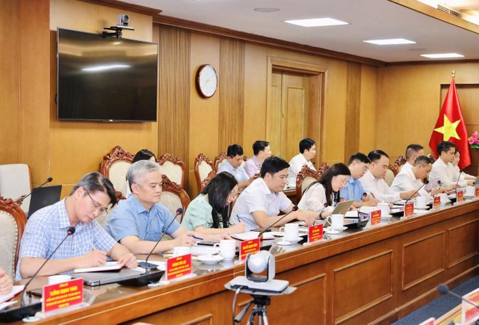 Các thành viên Đoàn giám sát. Ảnh: MOET. 