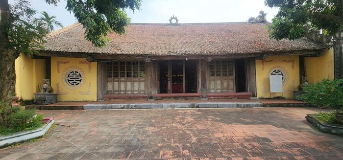 Đình Áng Dương rất cần được tu bổ lại