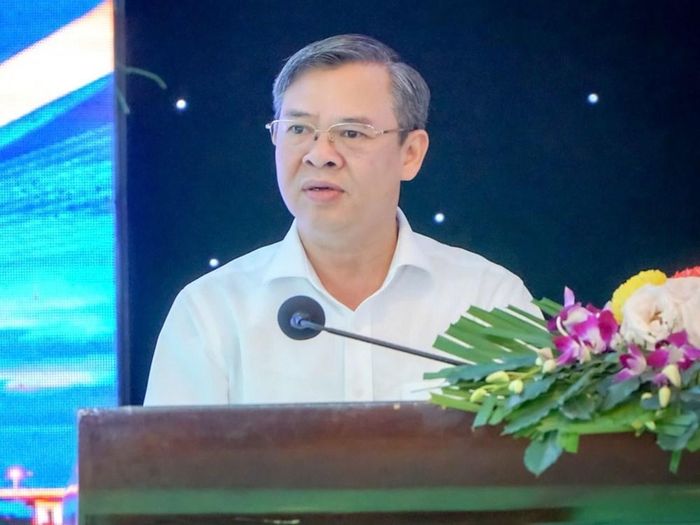 Chủ tịch UBND TP. Cần Thơ Trương Cảnh Tuyên phát biểu