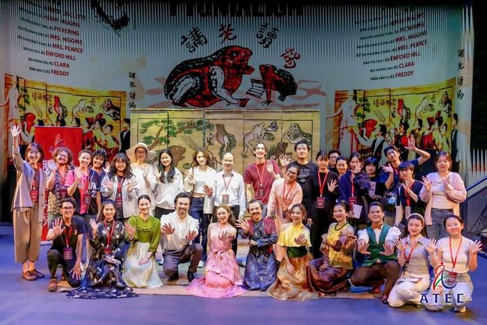 Các diễn viên tham gia vở kịch "Pygmalion"