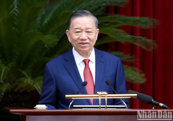 Tổng Bí thư, Chủ tịch nước Tô Lâm phát biểu bế mạc Hội nghị Trung ương 4 khóa XIV ngày 8/10/2026. (Ảnh: ĐĂNG KHOA)