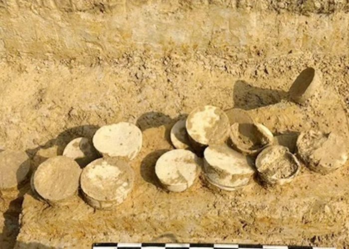 Hiện trạng các cổ vật tại khu vực phát hiện. (Ảnh: BẢO TÀNG NINH BÌNH)