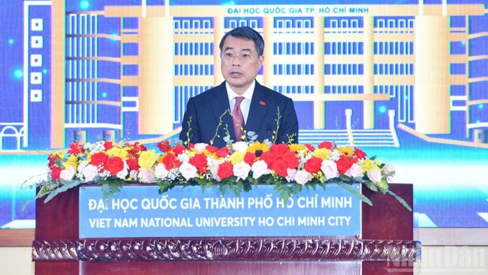 Thủ tướng Chính phủ Lê Minh Hưng phát biểu ý kiến tại Lễ khai khóa. (Ảnh: THANH GIANG)