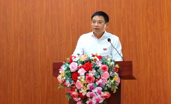 Đồng chí Nguyễn Văn Thắng, Phó Thủ tướng Chính phủ thông tin trả lời các kiến nghị của cử tri xã Thanh An, tỉnh Điện Biên. (Ảnh: LÊ LAN)