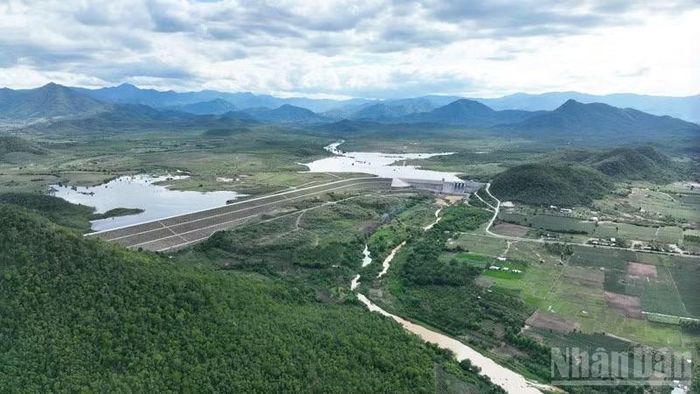 Với hơn 30.320ha đất nông nghiệp, xã Anh Dũng có nhiều dư địa phát triển nông-lâm nghiệp bền vững trong tương lai. (Ảnh: NGUYỄN TRUNG)