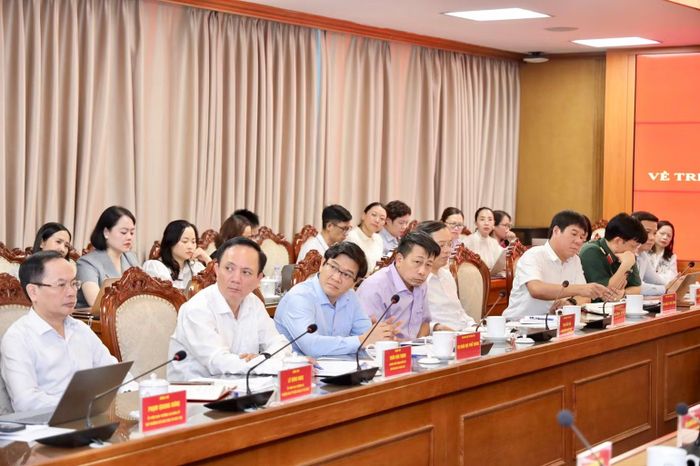 Các đại biểu tham dự hội nghị. (Ảnh: NGUYỄN MẠNH)