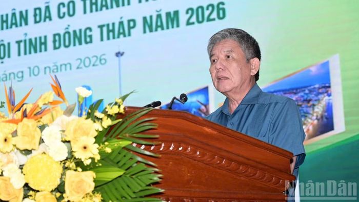 Đồng chí Ngô Chí Cường phát biểu tại buổi họp mặt. (Ảnh: NGUYỄN SỰ)