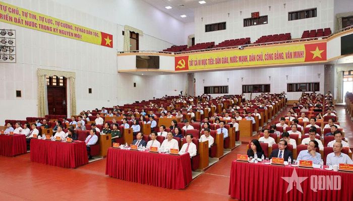  Quang cảnh hội nghị.  