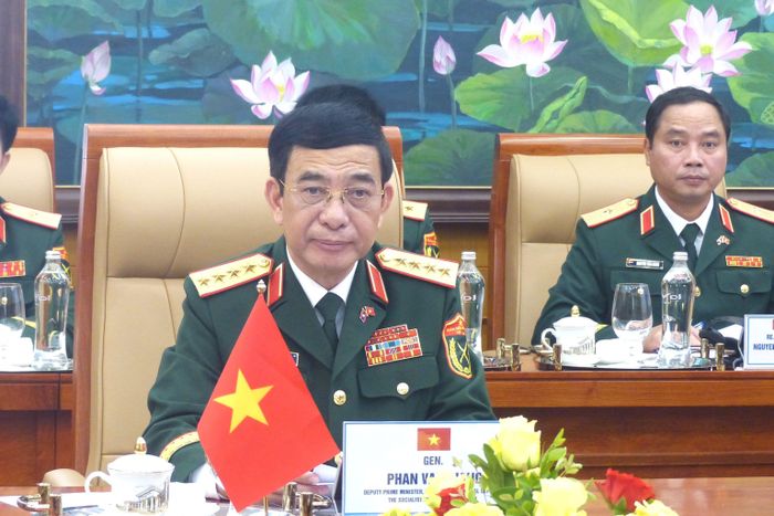  Đại tướng Phan Văn Giang phát biểu tại hội đàm. Ảnh: TRẦN BÌNH 