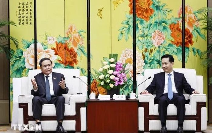  Chủ tịch Quốc hội Trần Thanh Mẫn tiếp Bí thư Tỉnh ủy, Chủ nhiệm Ủy ban Thường vụ Nhân đại tỉnh Thiểm Tây (Trung Quốc) Triệu Nhất Đức. Ảnh: TTXVN 