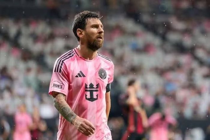 Theo danh sách được UEFA và France Football công bố ngày 8/9, Messi có tên trong nhóm 30 ứng viên cho Quả bóng Vàng nam 2026.