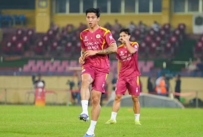 Đoàn Văn Hậu từng là một trong những hậu vệ trái nổi bật của bóng đá Việt Nam.