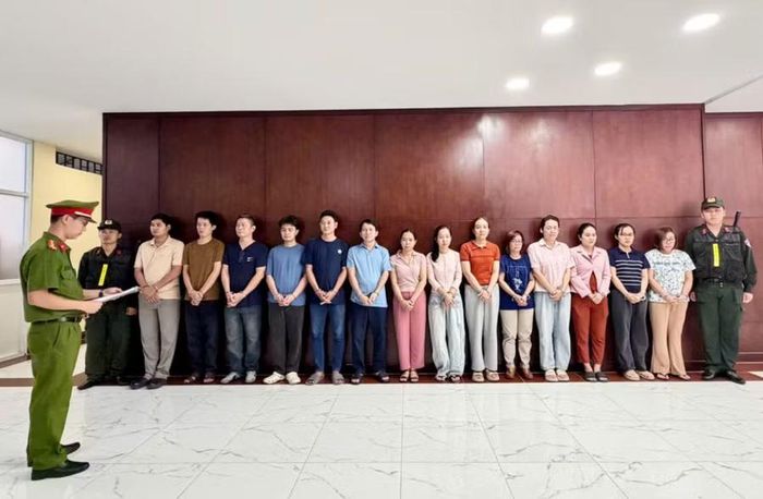 Khởi tố hàng loạt bị can vi phạm quan trắc môi trường - (Ảnh: Bộ Công an).