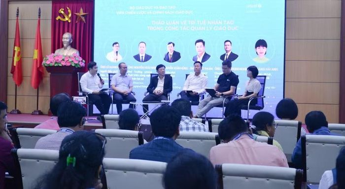 Trong khuôn khổ của hội thảo, các chuyên gia cùng thảo luận về AI trong công tác quản lý giáo dục.