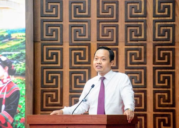  Ông Trần Tiến Dũng, Bí thư Tỉnh ủy Điện Biên phát biểu tại Hội nghị. 