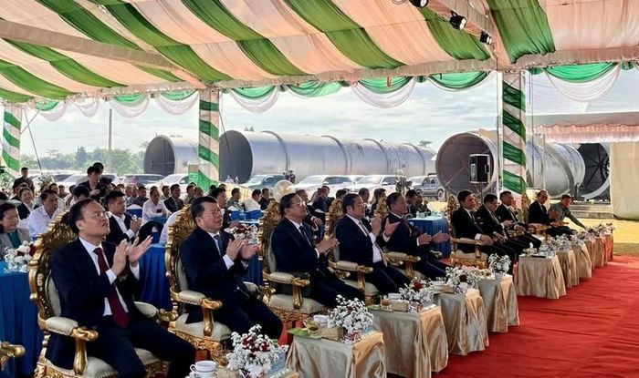 Các đại biểu tham dự buổi Lễ. (Nguồn: Tổng Lãnh sự quán Việt Nam tại Savannakhet)