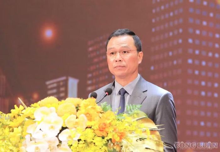 Chủ tịch UBND tỉnh Thanh Hóa Tô Anh Dũng phát biểu tại buổi lễ