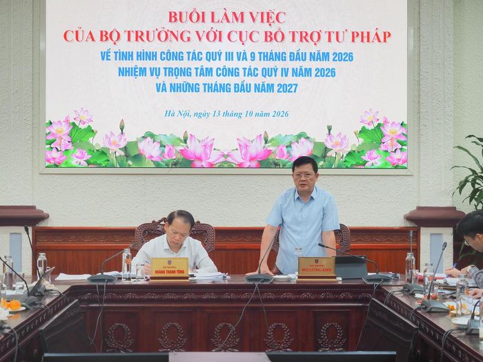 Thứ trưởng Mai Lương Khôi phát biểu tại buổi làm việc.