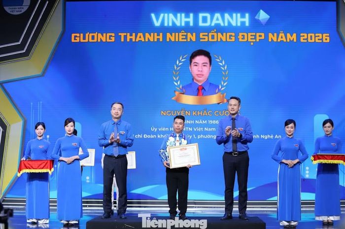Anh Nguyễn Khắc Cường được tuyên dương Thanh niên sống đẹp năm 2026.