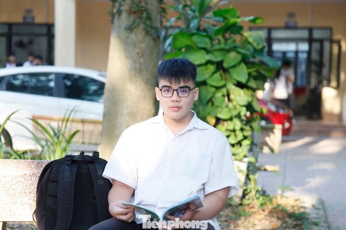 Việc học võ giúp Phong có khả năng tự vệ trước hành động trả thù của kẻ trộm chó.