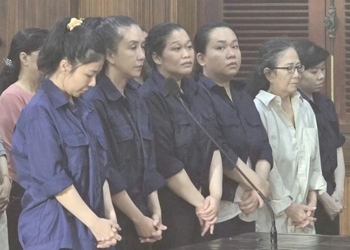 Các bị cáo trong vụ án tại phiên tòa ngày 7/7.