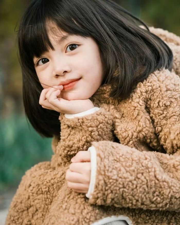 Mộc Ngôn là sao nhí nổi tiếng bậc nhất trên các trang mạng xã hội Trung Quốc hiện tại.