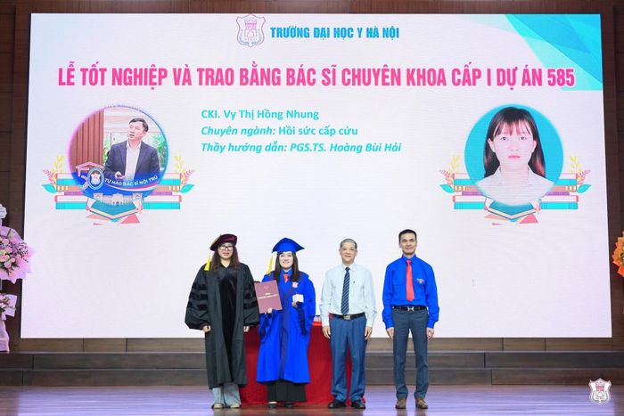 Một trong các bác sĩ tốt nghiệp Dự án 585, được bàn giao về công tác tại địa phương. Ảnh: NTCC