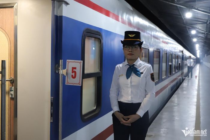Đội ngũ trưởng tàu và tiếp viên cũng được chú trọng đào tạo.