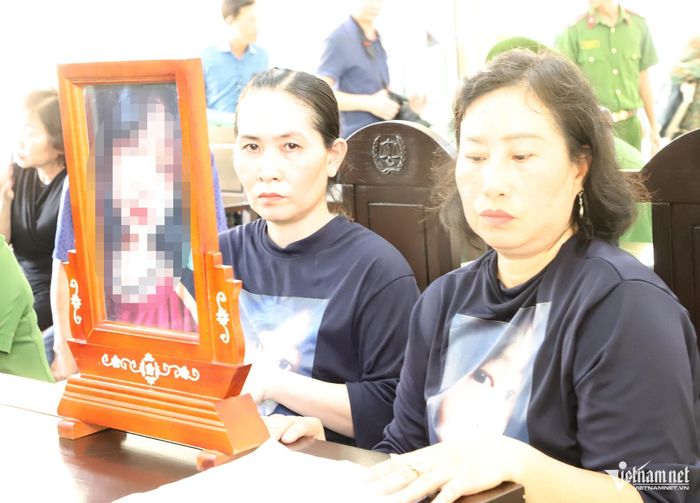 Gia đình của nữ sinh Bảo Trân