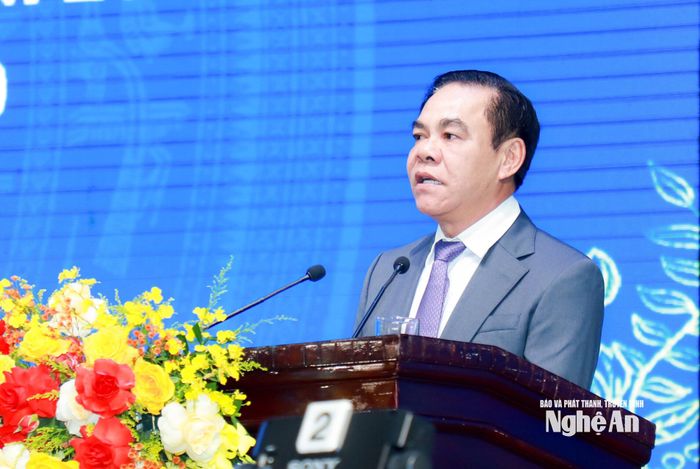 Đồng chí Võ Trọng Hải - Phó Bí thư Tỉnh ủy, Chủ tịch UBND tỉnh phát biểu tại Chương trình gặp mặt và tôn vinh doanh nghiệp, doanh nhân tiêu biểu năm 2026. Ảnh: Thành Duy