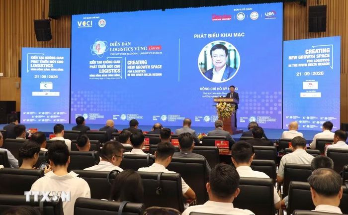 Diễn đàn Logistics Vùng lần VII 2026 với chủ đề: “Kiến tạo không gian phát triển mới cho logistics Vùng đồng bằng sông Hồng”. (Ảnh: Hoàng Ngọc/TTXVN)