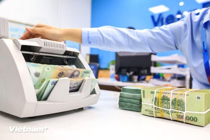 UOB dự báo Ngân hàng Nhà nước sẽ duy trì lãi suất tái cấp vốn ở mức 4,5% đến hết năm 2027. (Ảnh: Vietnam+)
