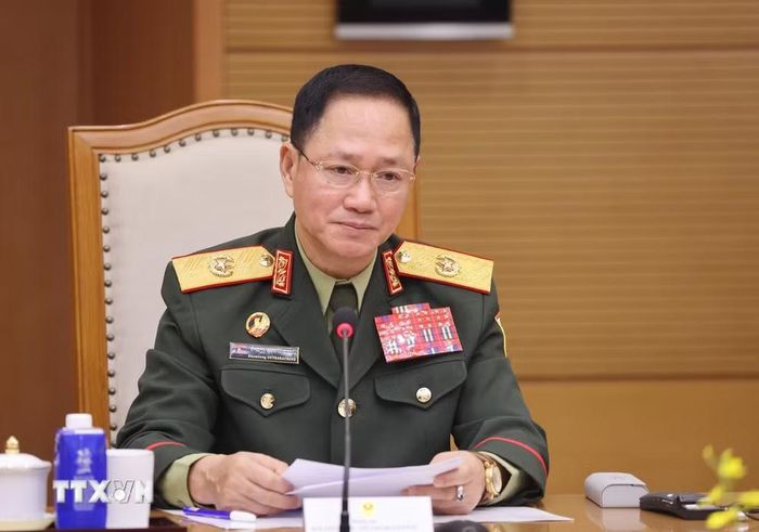 Đại tướng hamlieng Outhakaisone, Phó Thủ tướng, Bộ trưởng Bộ Quốc phòng Lào phát biểu. (Ảnh: Lâm Khánh/TTXVN)