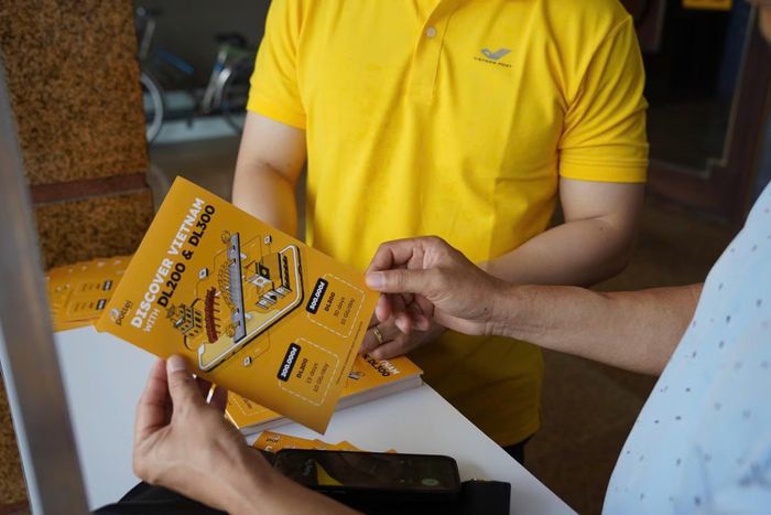 Giới thiệu dịch vụ mạng di động ảo tới khách hàng.
