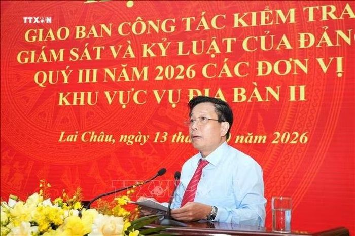 Đồng chí Hà Quốc Trị, Ủy viên Trung ương Đảng, Phó Chủ nhiệm Ủy ban Kiểm tra Trung ương, kết luận hội nghị.