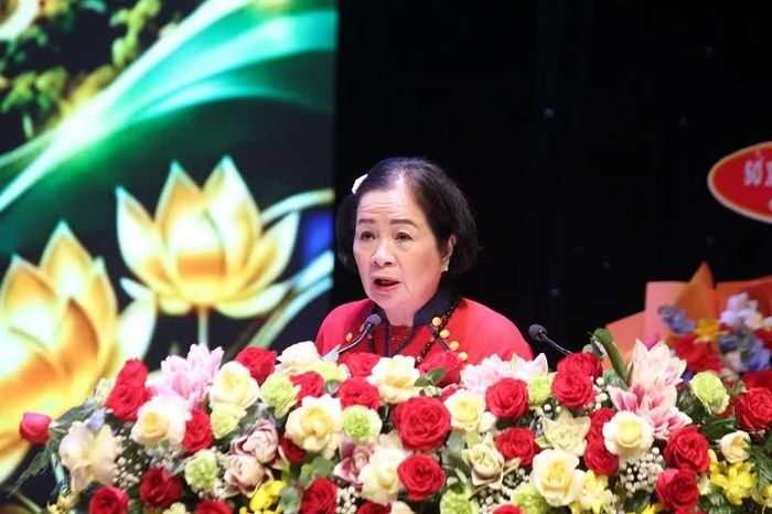 Chủ tịch Hiệp hội Doanh nghiệp tỉnh Gia Lai Nguyễn Thị Sen phát biểu tại buổi gặp mặt.
