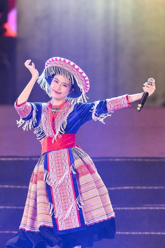 Sự đón nhận của khán giả tại Điện Biên và Sơn La cũng gợi nhắc về dấu ấn mà Hoàng Thùy Linh xây dựng trong âm nhạc những năm qua. 