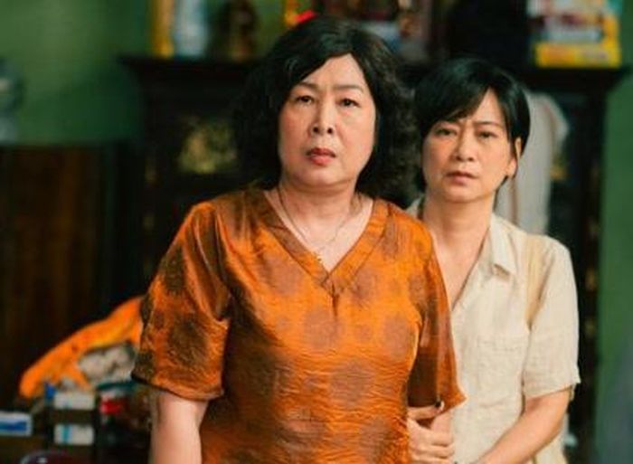 Hồng Vân có bước chuyển đáng chú ý với Lên Hương.