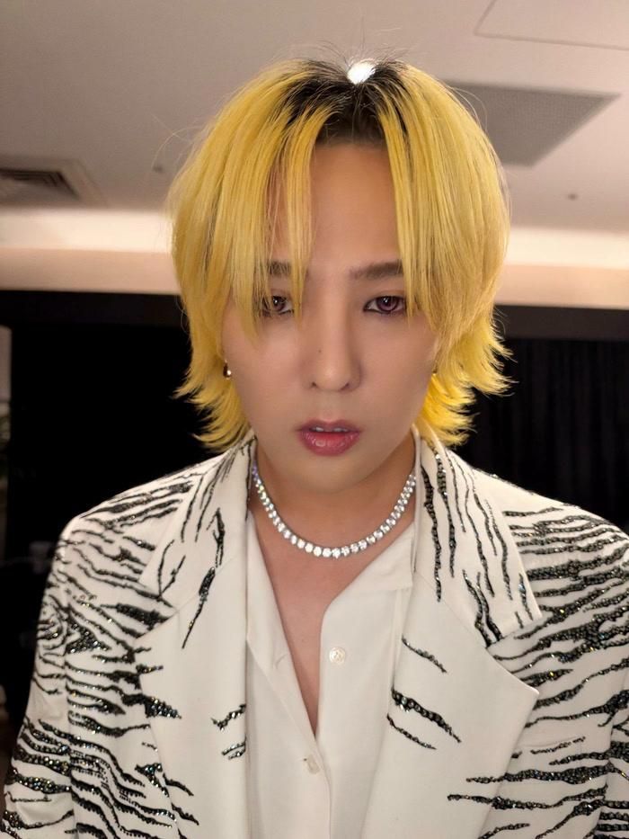 G-Dragon chia sẻ lại những khoảnh khắc đáng nhớ trong chuyến lưu diễn tại Đài Loan.