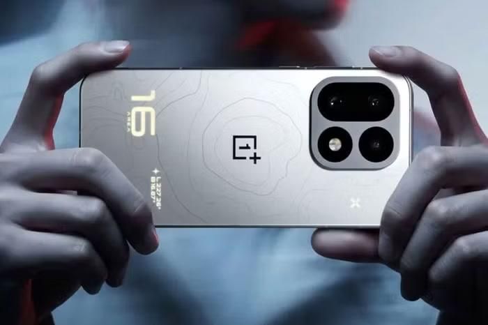 Hệ thống camera sau