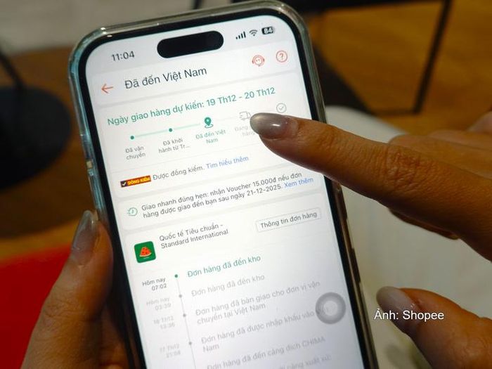 Với các đơn hàng COD, người dùng nên cẩn trọng đối chiếu, kiểm tra kỹ các thông tin trên ứng dụng trước khi nhận hàng.