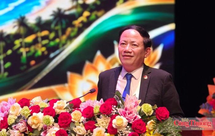 Chủ tịch UBND tỉnh Gia Lai Phạm Anh Tuấn phát biểu chỉ đạo tại chương trình.