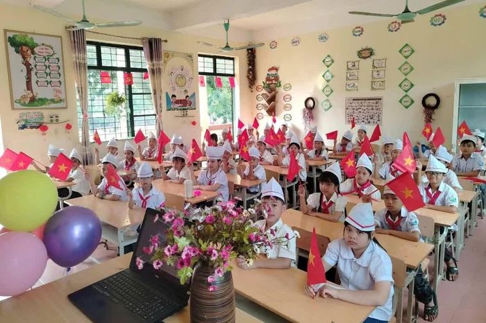 Các em học sinh Trường Tiểu học An Nông.