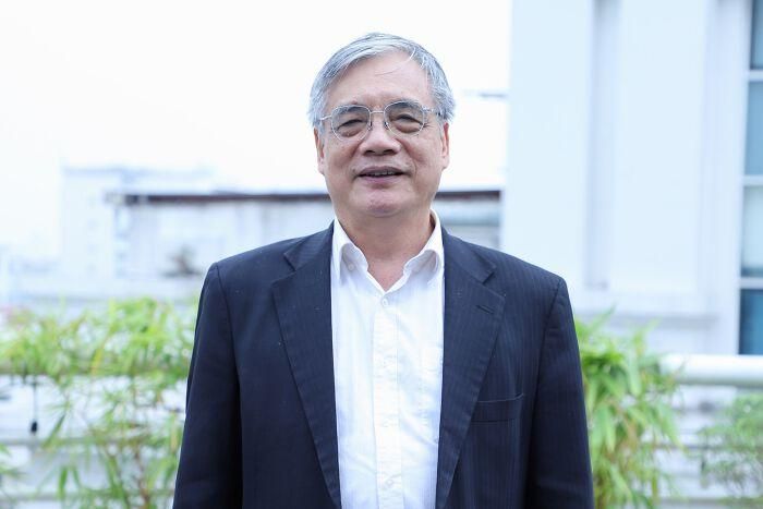  PGS.TS Trần Đình Thiên:  "Việc từng bước thoát khỏi những ràng buộc cũ trong tư duy kinh tế chính là điều kiện để mở ra không gian cải cách thực chất". 