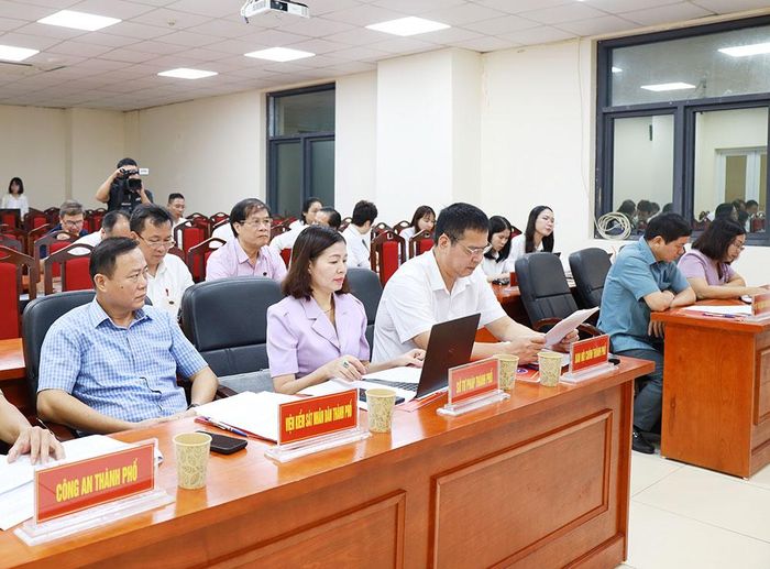 Các đại biểu dự hội nghị lấy ý kiến đóng góp vào dự án Luật Luật sư sửa đổi.