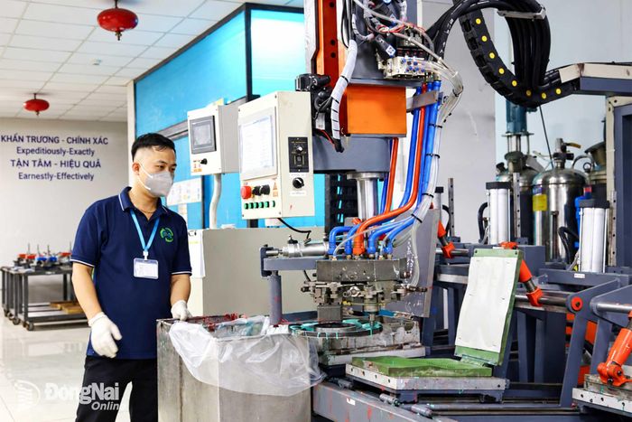 Sản xuất tại một doanh nghiệp ở Khu công nghiệp Hố Nai.