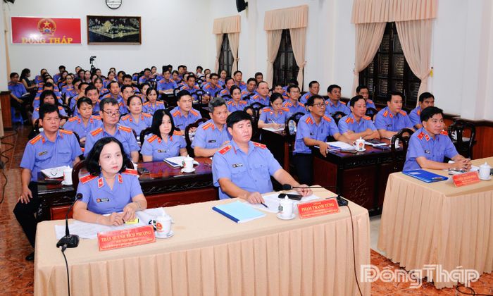 Đại biểu tham dự hội nghị.