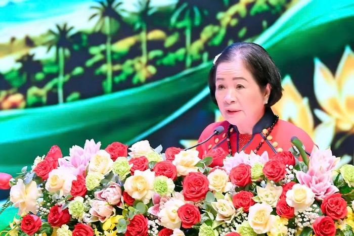  Bà Nguyễn Thị Sen - Chủ tịch Hiệp hội Doanh nghiệp tỉnh Gia Lai phát biểu tại lễ kỷ niệm. Ảnh: Đức Thụy 