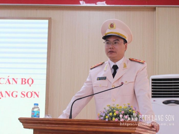 Đồng chí Đinh Văn Thắng, tân Phó Trưởng Phòng Nghiệp vụ I, UBKT Tỉnh ủy phát biểu nhận nhiệm vụ